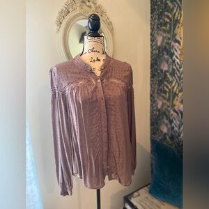 Free People Blouse 🌟
